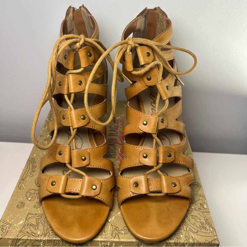 Women's Tan Gladiator Sandals